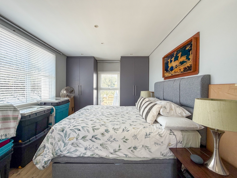1 Bedroom Property for Sale in Oranjezicht Western Cape